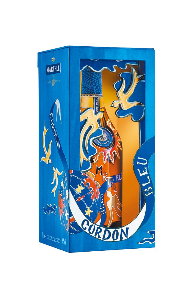 馬爹利藍帶龍年限定款，4880元。（Martell提供）飲酒過量有害健康