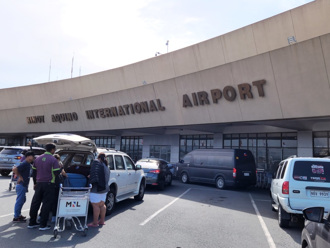 马尼拉机场计程车4km强索台人5600元 菲交长回应了