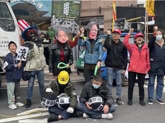 秋鬥赴賴辦控綠色恐怖！痛批「賴只哭違建」對訴求已讀不回