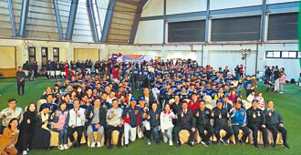 平鎮棒球隊20周年 球星OB賽登場