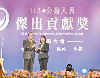 台东 4年救7只台湾黑熊 徐惠君入选公务员杰出贡献奖