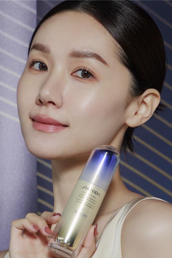 小V脸、逆龄、V字下巴这几年霸榜美妆查询关键字。（资生堂提供／黄唯淯台北传真）