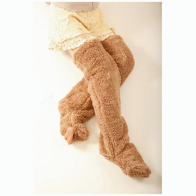 HANDS日本Alphax M.O.Fwa极暖脚部健康套，特价880元。（台隆手创馆提供）