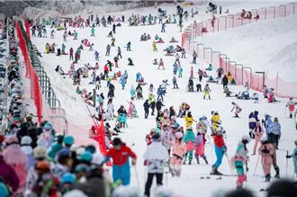 陸冰雪經濟「升溫」 預計2025年可達兆元人民幣商機