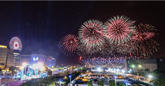 高雄夢時代跨年彩蛋揭曉！　絢麗花火搭配Coldplay浪漫神曲迎新年