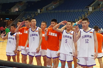 HBL》三民家商隊史高雄巨蛋首勝 拚8強仍有望