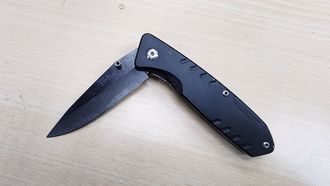 不是美工刀！國中生遭「彈簧刀」割頸濺血 同窗行兇動機曝