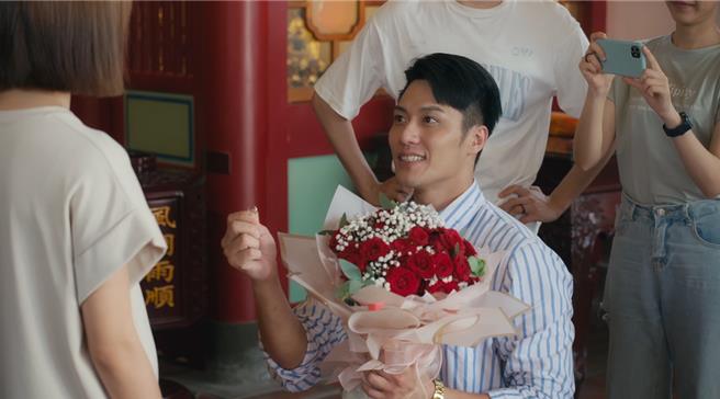 张睿家准备惊喜向柏妍桦求婚。（华视提供）