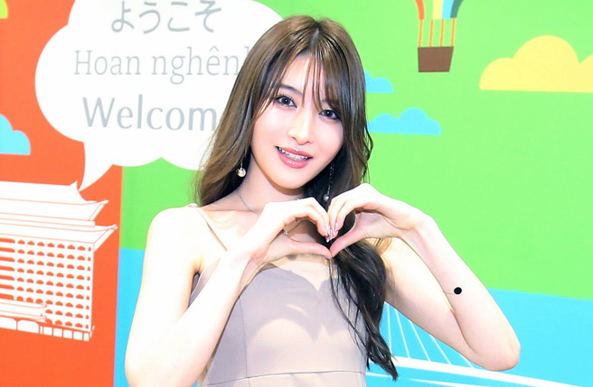 相澤南悄現身新北耶誕城。（圖／中時資料照）