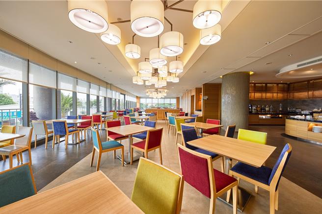 2024年1月1日至19日期間平日連住2晚，依付費人數贈其中一天早餐。(凱撒飯店集團提供)