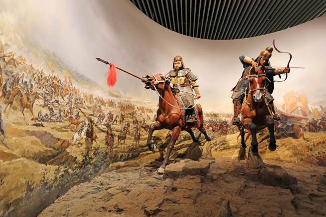 古代长枪之所以绑上一簇红缨，不是为了耍帅，主要是用来吸血。（示意图／达志影像）