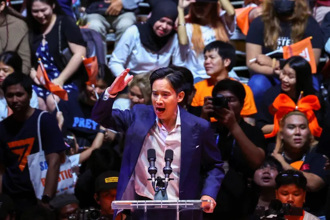 泰國前進黨遭檢舉意圖推翻君主立憲 憲法法庭1月宣判