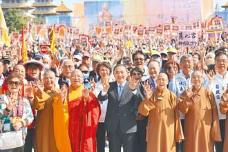 侯喊翻轉南部選情 賴要守護台灣