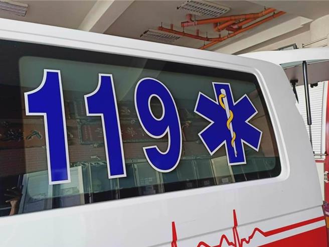 2023年12月26日新北市／新北市某高中附设国中部25日发生割颈案，一位称伤者为外甥的网友在Dcard表示，未成年犯罪未来都没有前科注记根本不公平。（示意图／达志影像）