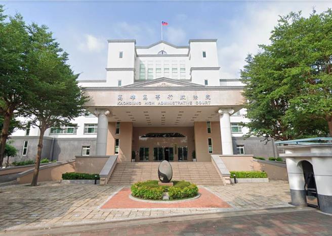 海軍海鋒大隊王姓上士班長要求吳姓士兵信貸百萬元借他花用，約定半年後還款卻食言，竟還獅子大開口想再借50萬元，吳男不滿直接向上檢舉，艦指部直接祭出3大過撤職，王男不滿沒有申訴的機會，打官司爭取退伍金，高雄高等行政法院認為，軍方經過人事評議會通過王男懲處案並無不妥，最後判王男敗訴，可上訴。（本報資料照片）