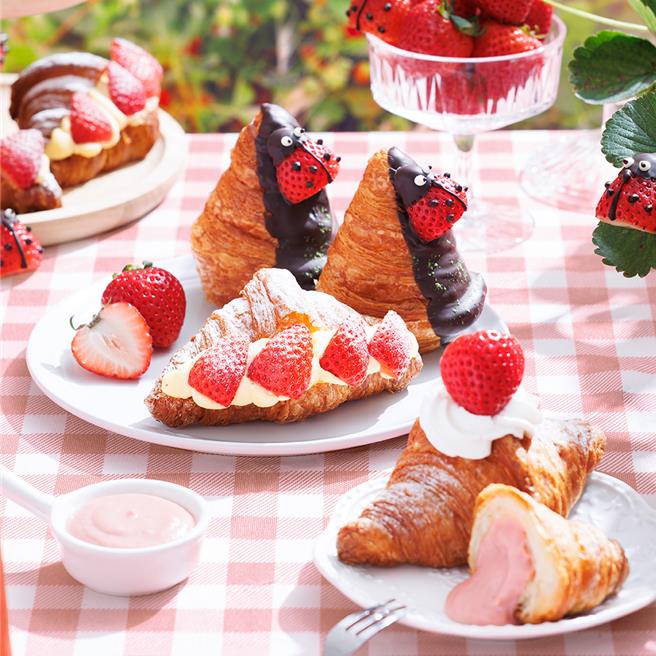 「田园草莓时光」3款限定草莓商品全台门市皆有贩售，即日起享买5送1优惠，赠送品项以价格较低者为主。(八月堂提供)