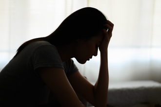 早發性失智症風險增 恐與酗酒孤獨等15因素有關