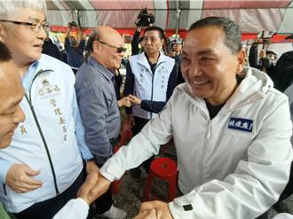 嘉義鄉親熱情相挺 侯喊話：明年以總統身分回老家