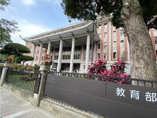 全国教师工会总联合会呼吁教育部正视正视校园无助现实。（林志成摄）