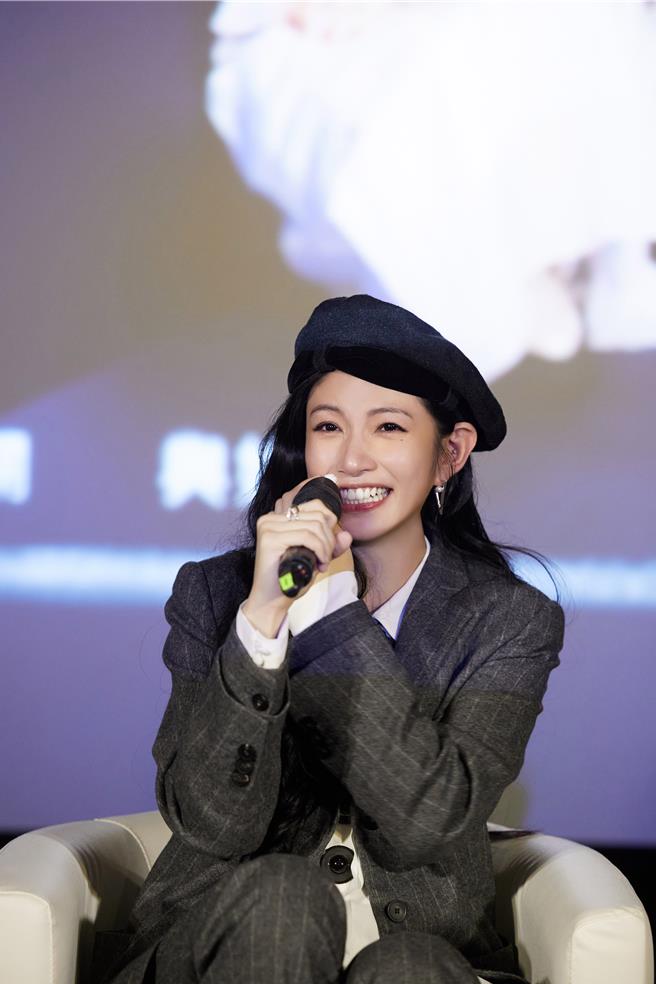 李千娜昨晚举办新专辑听歌会。（剧乐蹦娱乐提供）