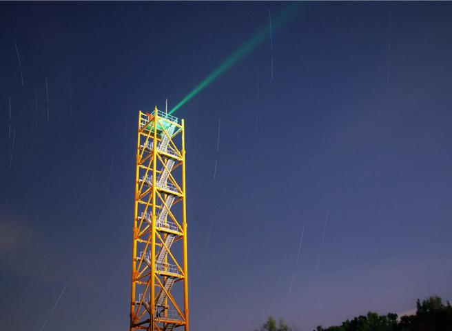 台中港陆上导航迭标改建工程完工照。图／港务公司提供