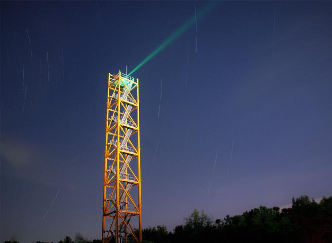 臺中港陆上导航迭标改建工程。标：臺湾港务公司再获工程界奥斯卡奖(图片来源: 臺湾港务公司提供)
