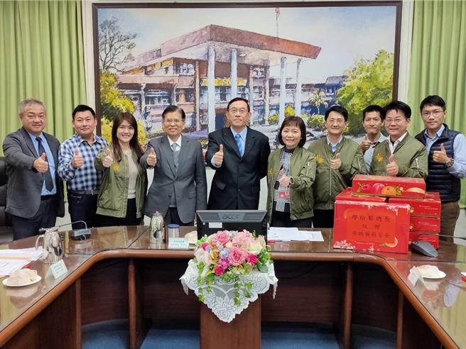 检察总长邢泰钊26日亲赴彰化地检署，慰勉检察官辛劳(最高检提供)