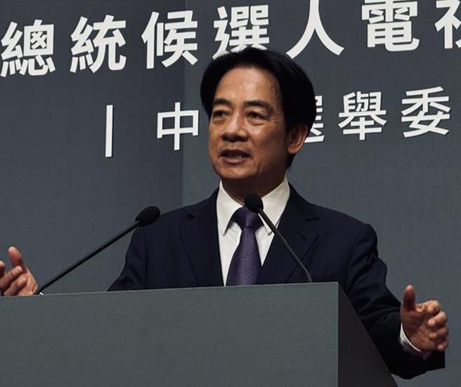 民進黨總統參選人賴清德日前在政見發表會上，用蔣經國批評藍營親共。（資料照片）