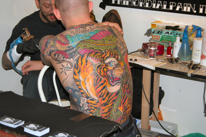 無論於校園或職場，霸凌案件總層出不窮，對受害者而言，這些不堪的經歷恐因此伴隨終生，難以磨滅。（圖僅示意 / shutterstock）