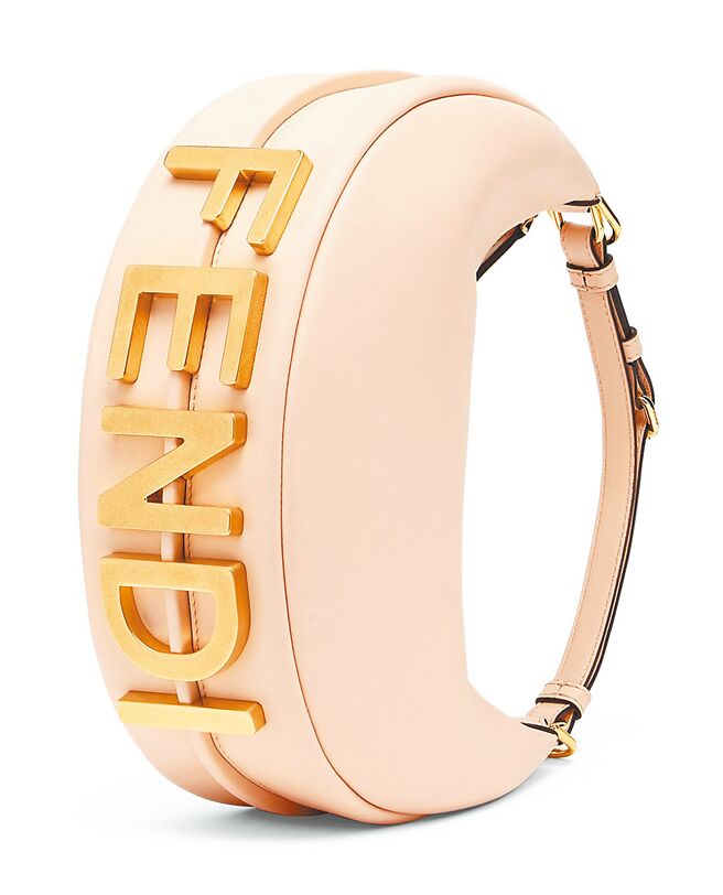 FENDI Fendigraphy Small，8萬6000元。（FENDI提供）