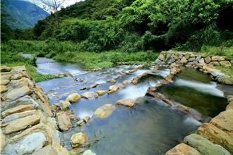 南投益則坑溪整治工程設水陸動物通道 獲公共工程金質獎