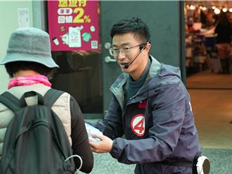 新黨副主席今晚站台張斯綱 侯漢廷這樣說