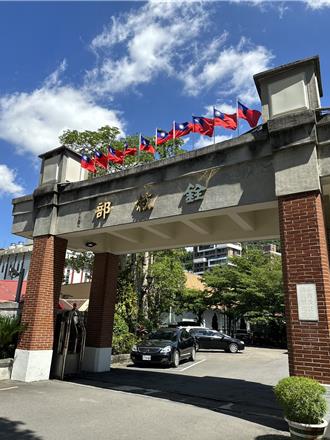 公務員執行職務意外傷亡 考試院通過調高慰問金