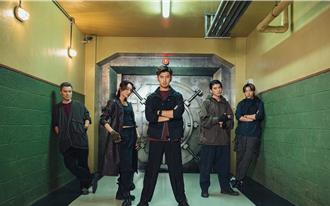 賀歲片《還錢》隱藏卡司曝光 吳慷仁驚喜加盟扮銀行家