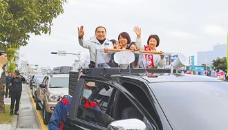 侯友宜拜票 黃敏惠喊嘉義出總統