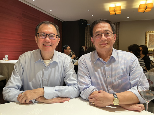 管中閔分享與老友何德華見面的照片。（圖／翻攝自管中閔臉書）