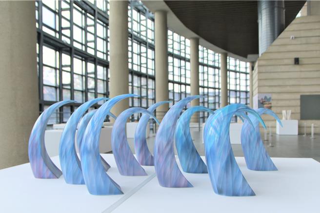 韩国艺术家郑湖静《冻结的水》，探索水流动的影像，或受到环境影响下形体变化，表达自己生命的经验与记忆。（刘玮晴摄）