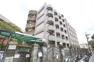 崔媽媽盼「釋出凱旋苑」拋磚引玉 侯辦：弱勢安居政府要積極作為