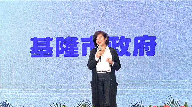 基隆市副市長邱佩琳表示，基隆很榮幸能和北台灣其他7個縣市，共同與全家、統一、萊爾富、OK四大超商建立合作機制，提供每人每餐100元餐食，讓家庭突發變故或緊急狀況的孩子不用餓肚子，由市府和超商攜手共同照顧突發變故家庭，再強化社會安全網。（基隆市教育處提供／徐佑昇基隆傳真）