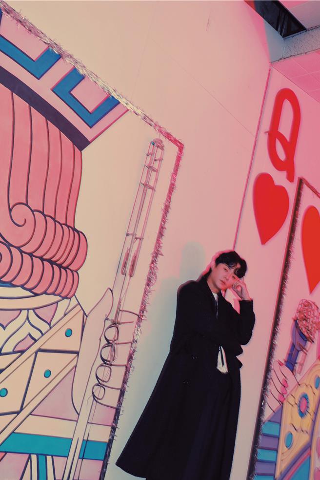 許富凱推出全新專輯《五木大学》。（何樂音樂提供）