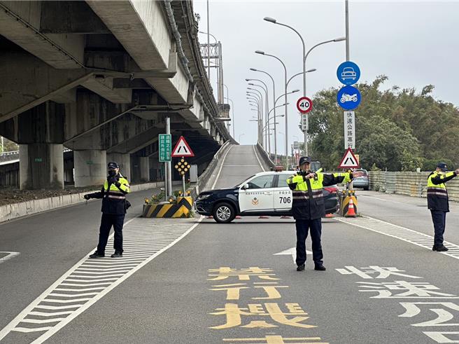 桃園市警察局公布跨年交通管制計畫，呼籲民眾遵守規定。（警方提供）