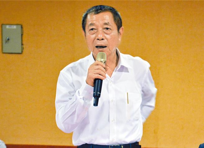 屏東縣議長周典論疑似協助郭台銘連署，遭法院收押禁見，擔任國民黨中常委的女兒周孟蓉則以50萬元交保，周典論則向屏東地院提出抗告，高雄高分院29日裁定結果出爐，駁回周典論抗告。（本報資料照片）