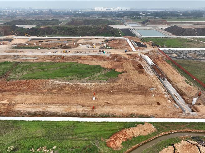 桃园航空城计画为全台最大土地徵收开发案，现已步入关键的安置重建期，桃园市政府听见基层民意，祭出最新补偿方案，盼减轻搬迁户压力。（桃市府提供／蔡明亘桃园传真）