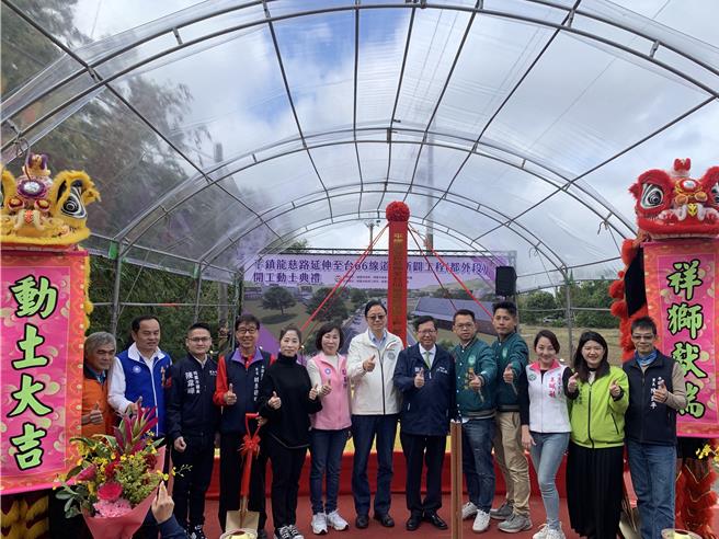 桃园市中坜区龙慈路延伸至台66线第2期都外段工程29日开工。（蔡明亘摄）