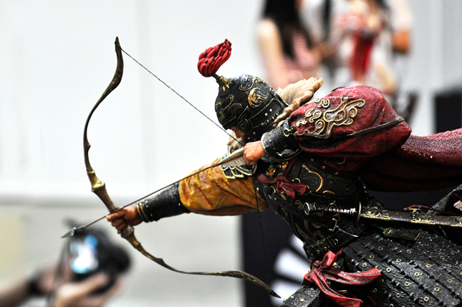 古代將士的頭盔頂部帶有一根尖銳的槍尖，除了當作備用武器，還具有加強防禦、顯示級別等妙用。（示意圖／達志影像）