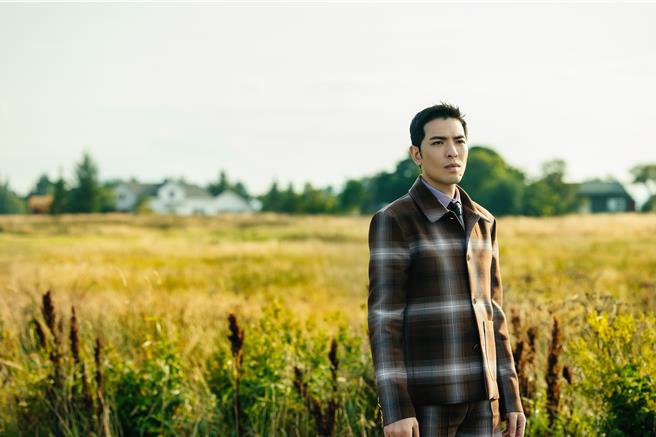 萧敬腾在挪威拍摄新歌MV。（华纳音乐提供）