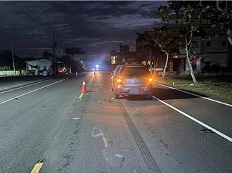 元旦連假首日 台11線死亡車禍！阿北過馬路遭撞噴飛