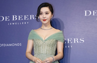 范冰冰自爆跟副總裁男友切了 吐新年新希望：努力找新歡