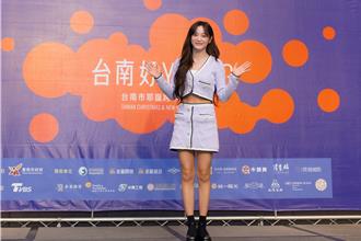 金世正來台大啖哈密瓜 羨慕師弟VERIVERY收這伴手禮喊：我也要