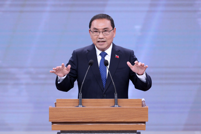 2024年總統大選總統候選人辯論會30日舉行，國民黨總統候選人侯友宜發表政見及辯論。（台北市攝影記者聯誼會提供／黃世麒攝）
